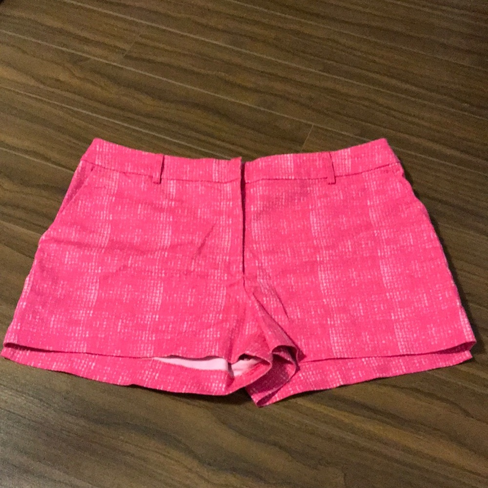(3/$35) Like-new H&M pink and white fashion shorts